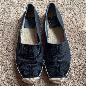 Tory Burch size 6 slip on’s